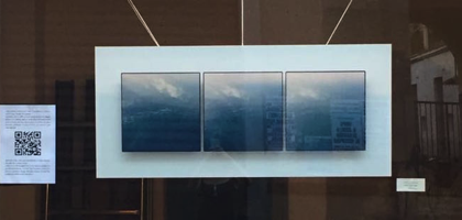 L’installazione “5 minuti a pelo d’acqua” presso l’Info-point in piazza Vittorio Emanuele.